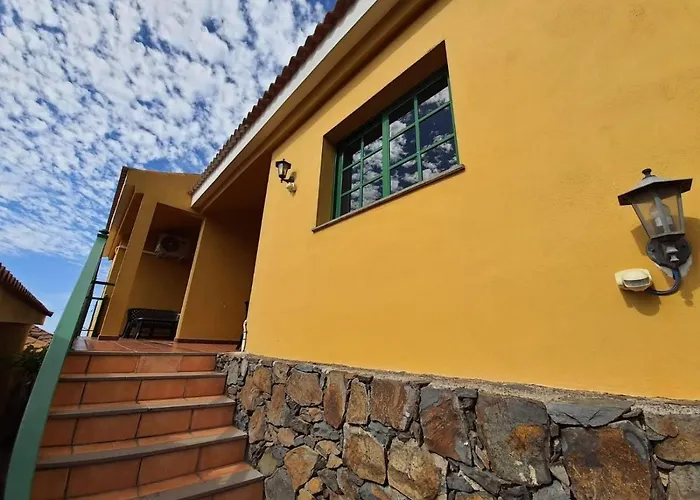 Casas Rurales Amparo Las Hayas